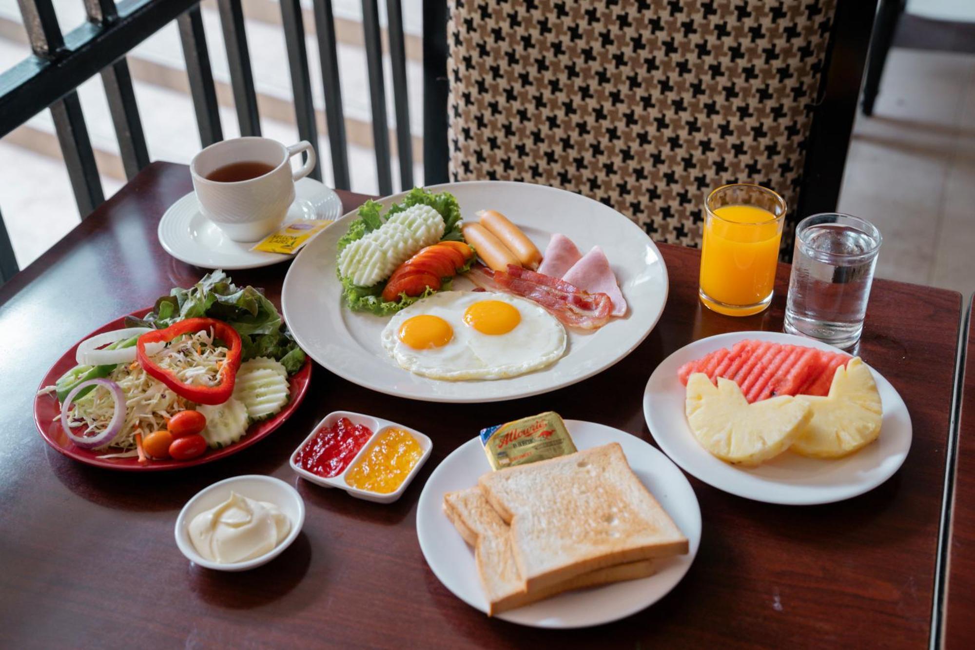 Prelude Hotel Канчанабури Экстерьер фото